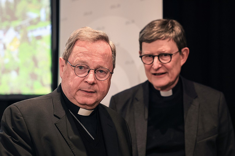 Biskupi idú voliť nového lídra v čase, keď hviezda kontroverznej synodálnej cesty začína slabnúť