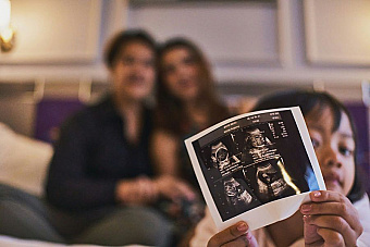 Matky majú pocit, že na materstvo musia byť dokonale pripravené, a radšej si zvolia potrat