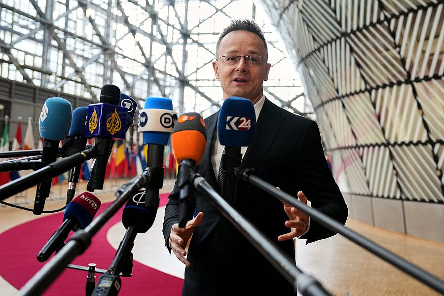Ropovod Družba je opäť plne prevádzkyschopný, tvrdí Szijjártó odvolávajúc sa na ubezpečenia Moskvy