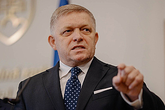 Zastavujeme núdzové dodávky elektriny Ukrajine, vyhlásil. Opozícia hovorí o vlastizrade