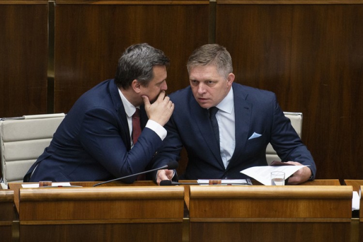 Dankova, ale aj Ficova hanba
