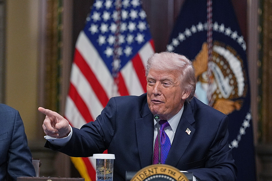 Trump chce byť osobne zapojený do výberu iránskeho lídra, Chameneího syn je pre neho neprijateľný