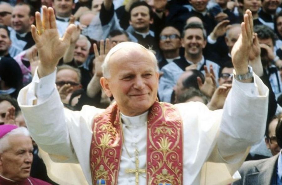 M&yacute;tus o kardin&aacute;lovi Casarolim a&nbsp;sila katolicizmu proti tyranii