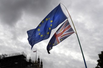 Británia revidovala plán dočasného colného režimu po brexite bez dohody