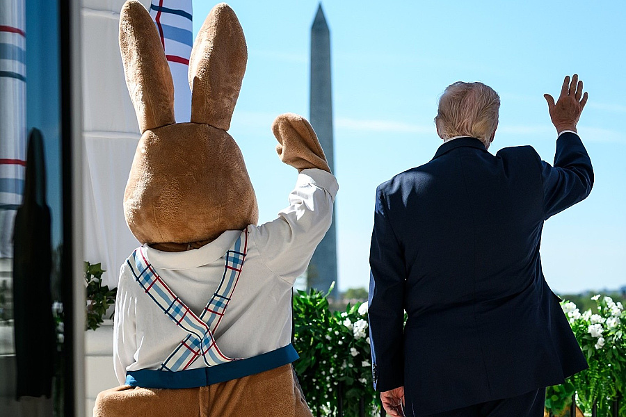 Donalda Trumpa treba znesvojprávniť, a to rýchlo
