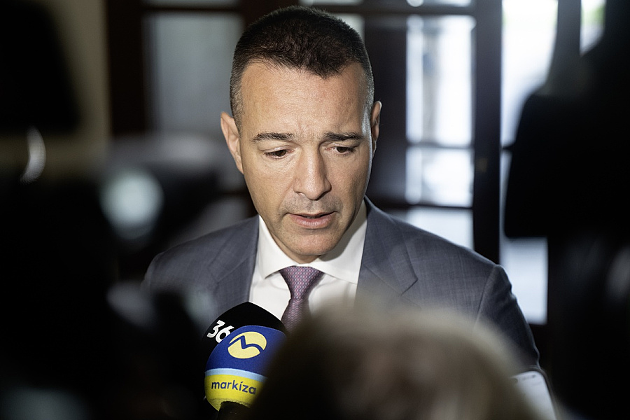 Bude aj frflanie, ale ak cukneme, zase nič neurobíme, vraví Drucker
