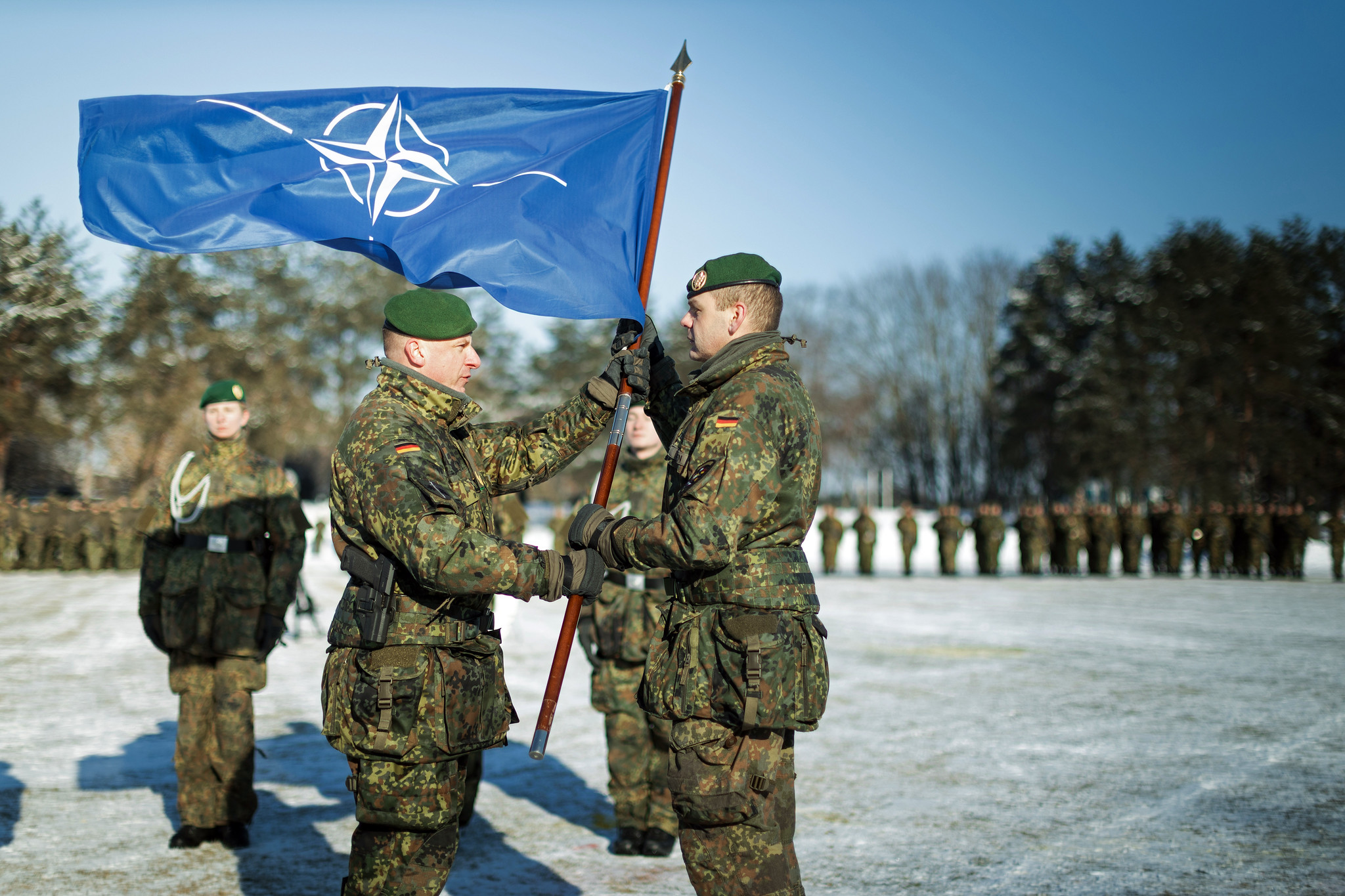 Najv&auml;č&scaron;ia arm&aacute;da v&nbsp;Eur&oacute;pe aj schopnosť nahradiť Američanov. Čo Berl&iacute;n p&iacute;&scaron;e v&nbsp;novom dokumente
