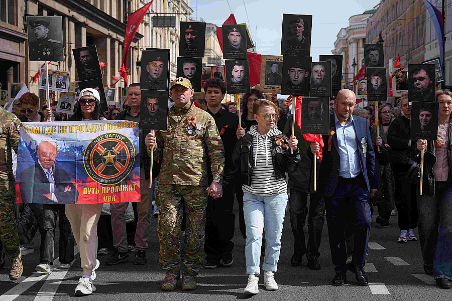 Do konca roka 2025 padlo 352-tisíc Rusov, vypočítali ruské opozičné médiá