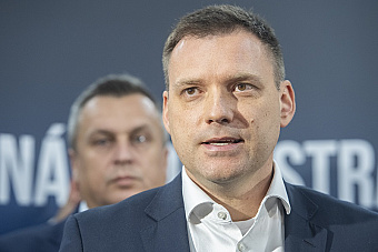 Predseda SNS sa len chytil príležitosti pichnúť do ministra. Zonáciu však reálne sprevádzajú pochybnosti