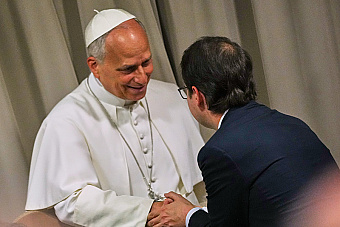 Treba odzbrojiť umelú inteligenciu, vyzval Lev XIV. Jeho prvá encyklika sa venuje aj vojne, práci a slobode