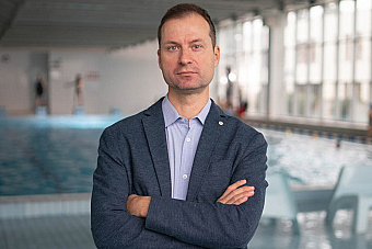 Novinári a mimovládky majú vysoké nároky na politikov, ale na svoje prešľapy ich neuplatňujú