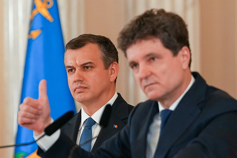 Rumunsko: Prezident nominoval na post premiéra europoslanca Eugena Tomaca