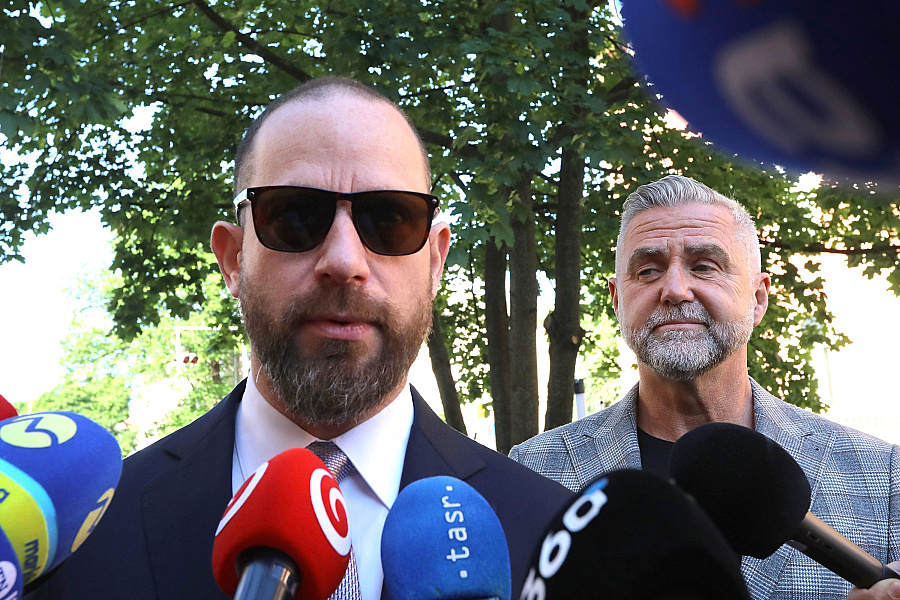Bez viny a v úlohe obetných baránkov