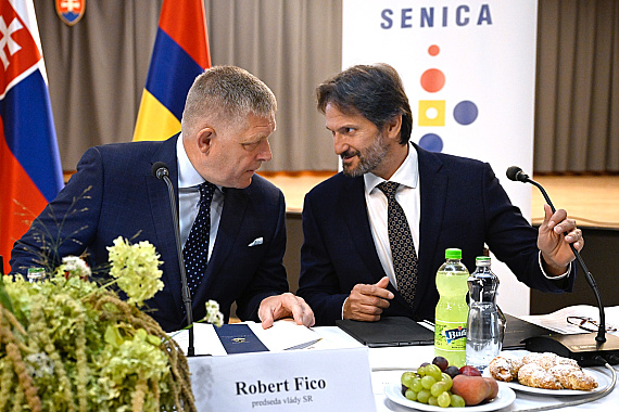 Agentúra Smer od roku 2019 vyplatila 390-tisíc na odmeny, hoci bola roky v strate