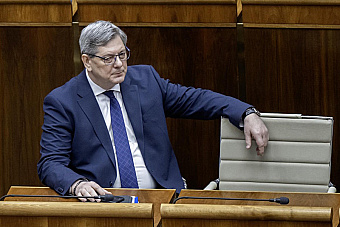 Neotravujme sa diskusiou, zoberte si zákon na pláž