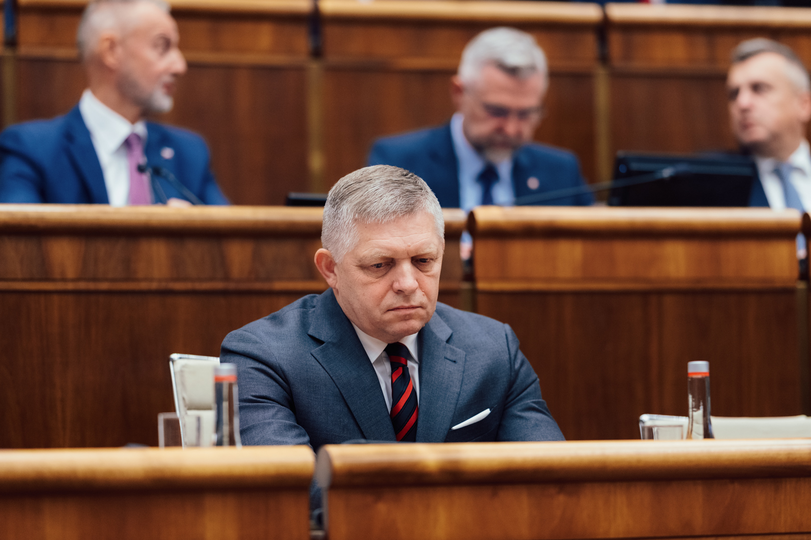 Vláda požiada v parlamente o dôveru. O nič nejde, je to formalita, tvrdí Fico