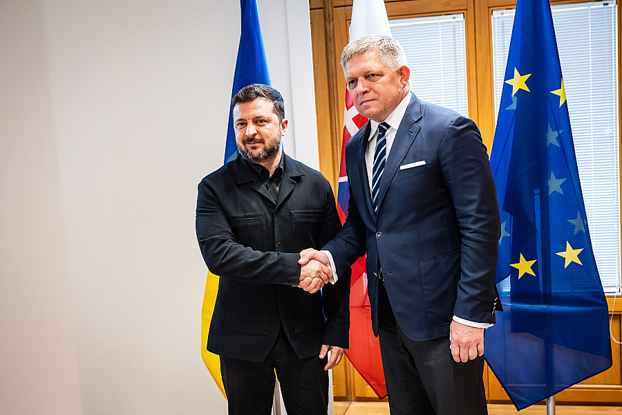 Dialóg naberá na celkom zaujímavej dobrej kvalite