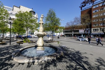 Bratislava bude mať Námestie Nežnej revolúcie. Premenujú takto časť Námestia SNP