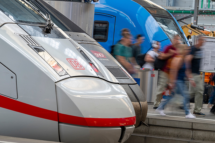 Deutsche Bahn pozastavila prevádzku vlakov v celom Nemecku