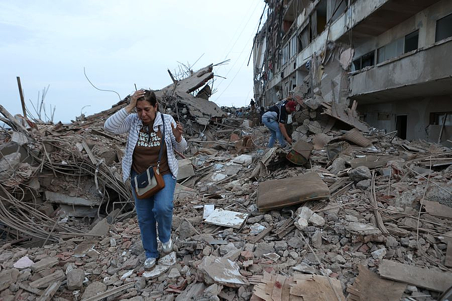 Počet obetí zemetrasení vo Venezuele stúpol na najmenej 235