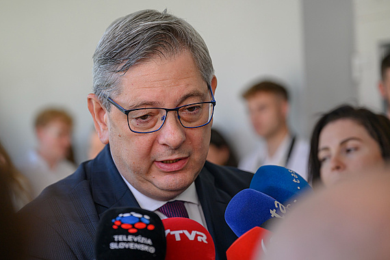 Systém v oblasti násilia je podľa ministra Suska nastavený dobre, opozícia tvrdí opak