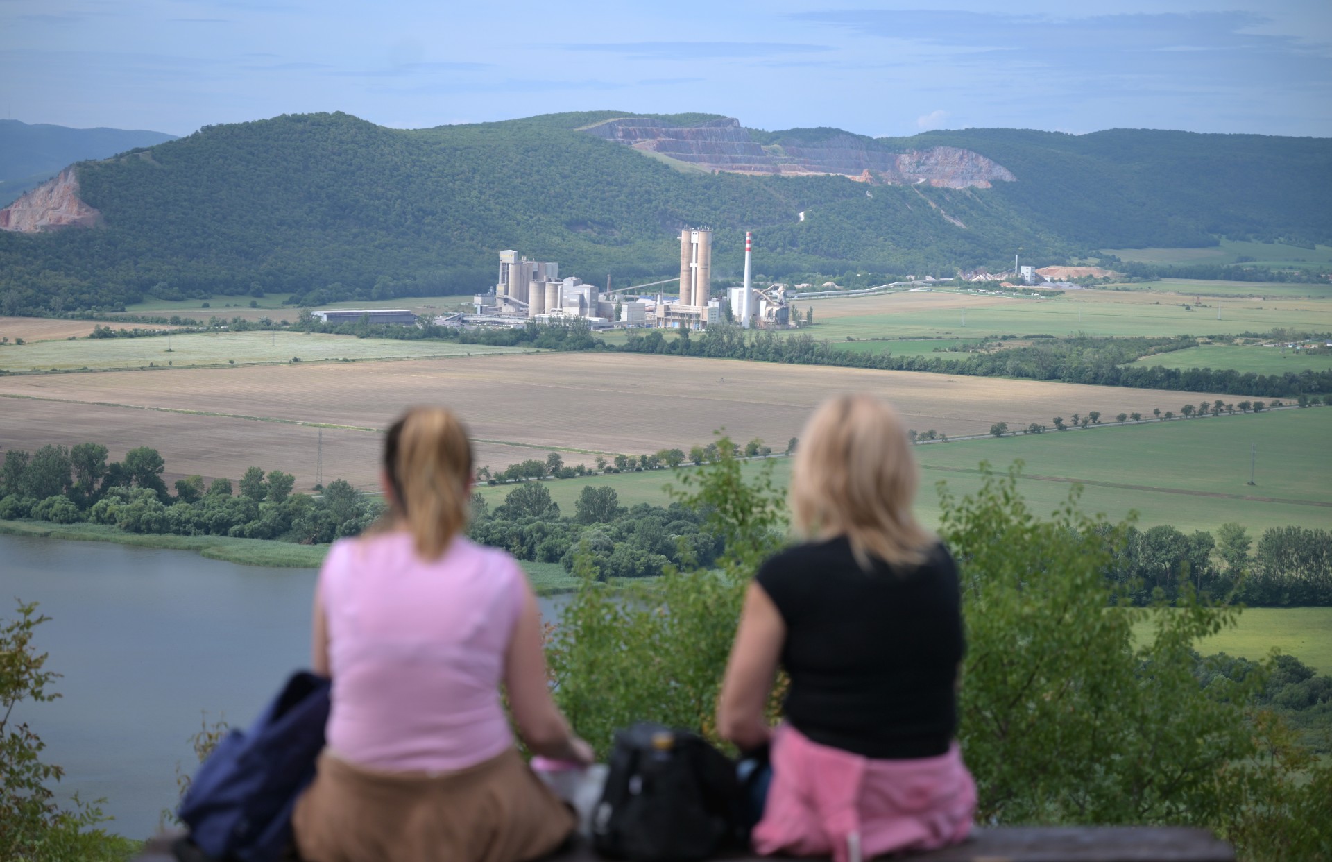 V Turni nad Bodvou namerali 41 &deg;C. Meteorol&oacute;gom skolabovali kľ&uacute;čov&eacute; syst&eacute;my