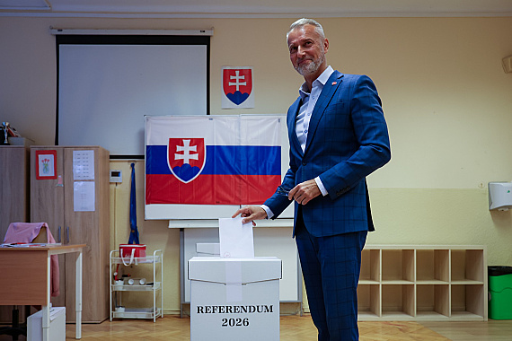 Z koaličných predstaviteľov sa na referende zúčastnil predseda parlamentu Richard Raši