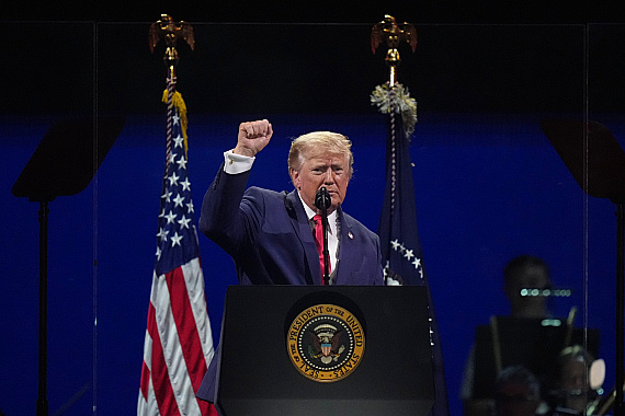 Trump v prejave označil USA za vrcholný úspech ľudských dejín