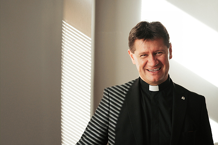 Ak si kňaz neudrží správne motivácie, príde znechutenie, ktoré rieši cez deštruktívne náhrady