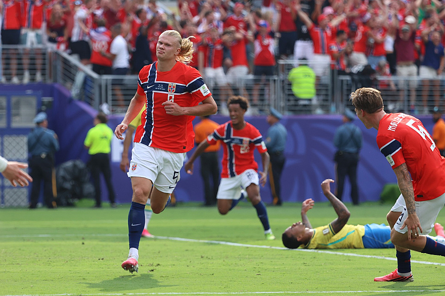 Brazília končí už v osemfinále, o postupe Nórov rozhodol Haaland