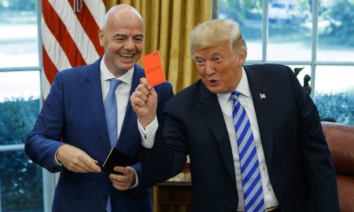 Telefonoval Infantinovi, aby prehodnotil dištanc americkej hviezde. FIFA trest zrušila