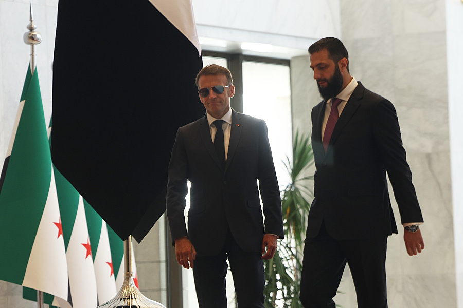 Neďaleko hotela v Damasku, v ktorom je ubytovaný Macron, došlo k výbuchom