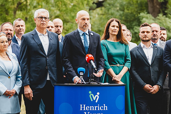 Opozičné strany a hnutia podporili Henricha Vargu v kandidatúre na post nitrianskeho župana