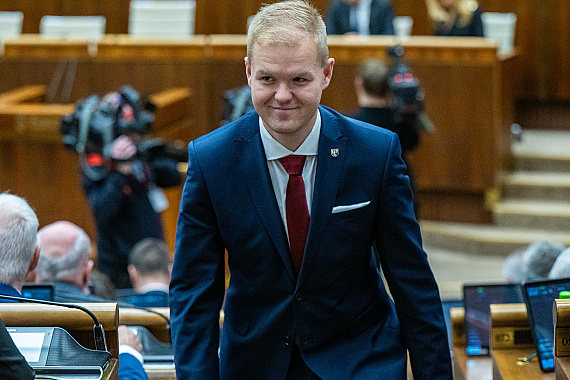 Bartek sa musí ospravedlniť čurillovcom za video, v ktorom ich obvinil, že si vybavili rozsudok