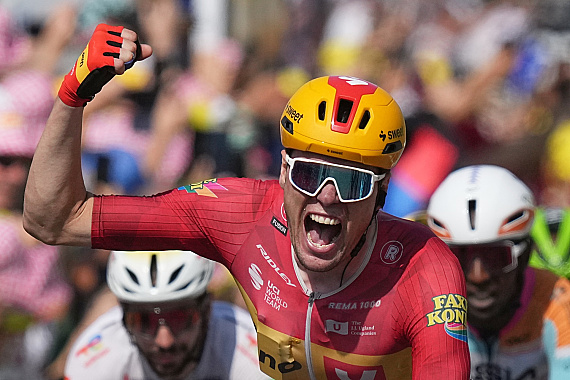 Nór Sören Waerenskjold vyhral 11. etapu Tour de France