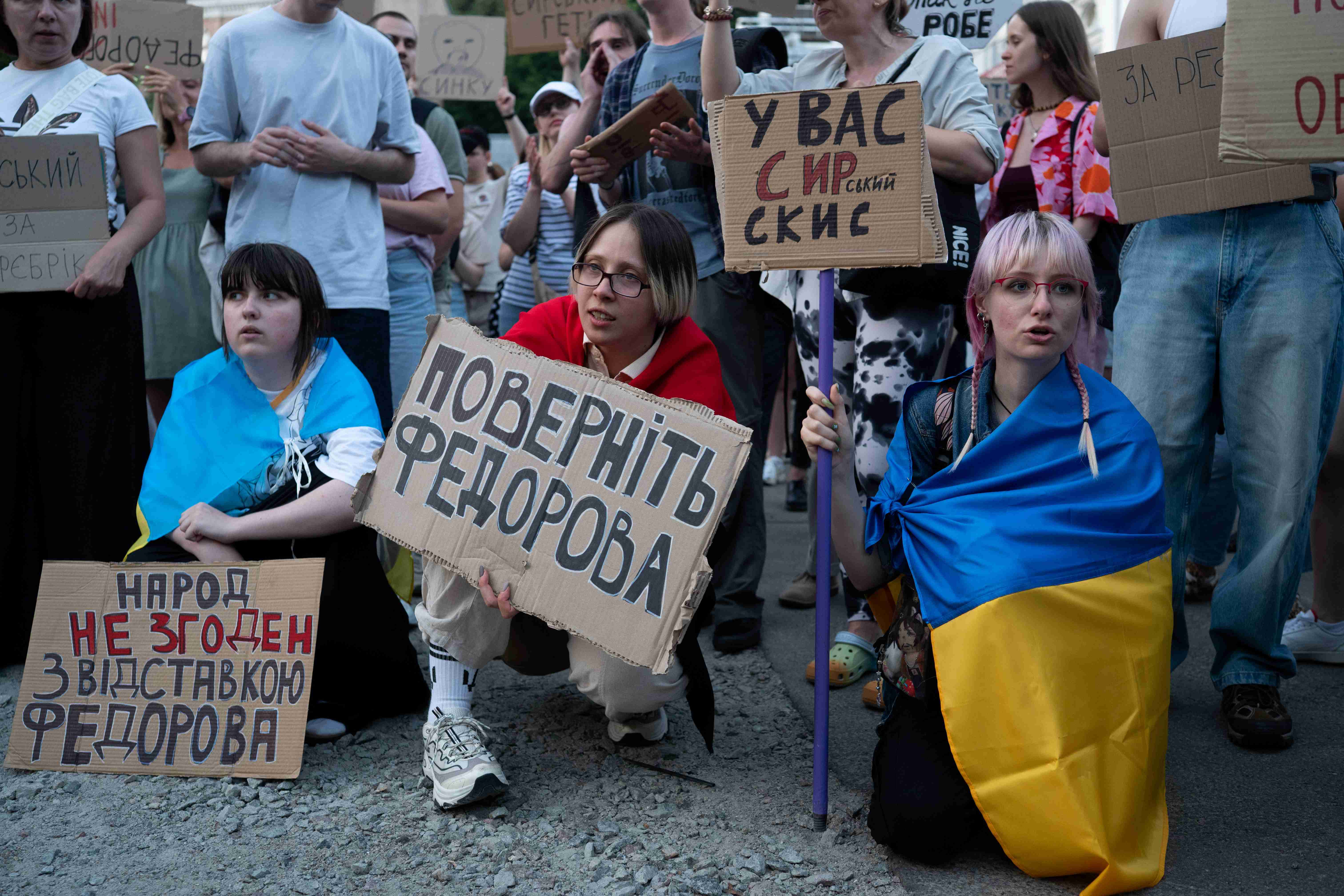 Prečo je odchod populárneho ministra obrany nebezpečný pre Ukrajinu aj pre Zelenského