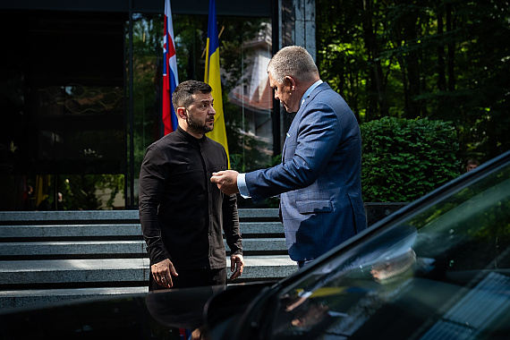 Slovensko je členom koalície ochotných na podporu Ukrajiny, tvrdí francúzska ambasáda