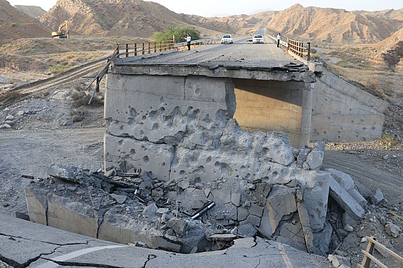 Armáda USA ukončila ďalšiu vlnu úderov na Irán, útočila už trinástu noc po sebe