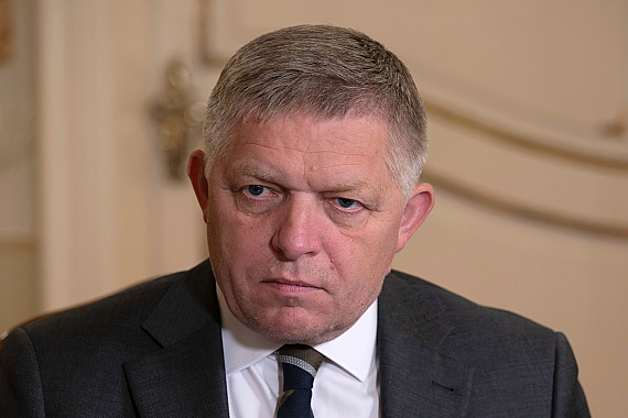 Fico oznámil, že matriky nebudú zapisovať manželstvá osôb rovnakého pohlavia uzavreté v zahraničí