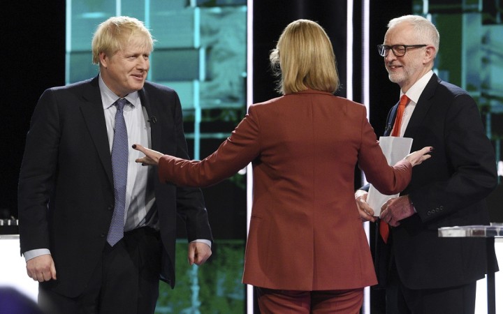 Johnson a Corbyn sa stretli v predvolebnej diskusii