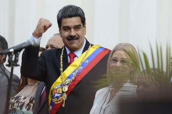 Maduro obvinil opozíciu a amerického diplomata zo sprisahania