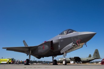 Poľsko podpísalo zmluvu o kúpe 32 amerických stíhačiek F-35