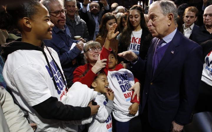 Na scénu amerických demokratov vstupuje miliardár Bloomberg