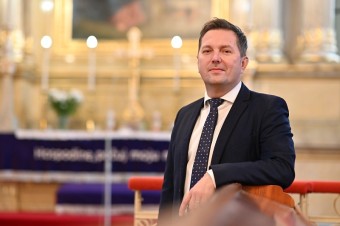 Cirkev nemá byť len moralizujúcim pohoničom spoločnosti