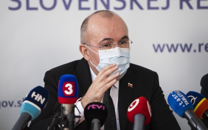 Kičura odmieta obvinenia v súvislosti so zmluvami i bytmi svojho syna