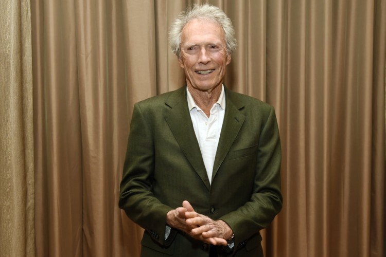 Dva TV tipy na dnes večer: Clint Eastwood a Ronald Reagan