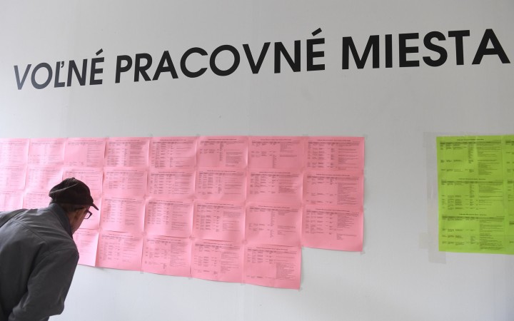 Prosím, načúvajme teraz ekonómom