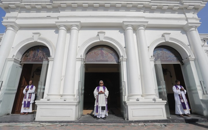 Srí Lanka si pripomenula prvé výročie veľkonočných teroristických útokov