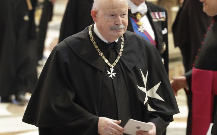 Kým bol zosnulý veľmajster Maltézskeho rádu, ktorý obnovil vzťahy s pápežom