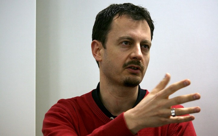 Charizmatik v parlamente: Patríme do politiky